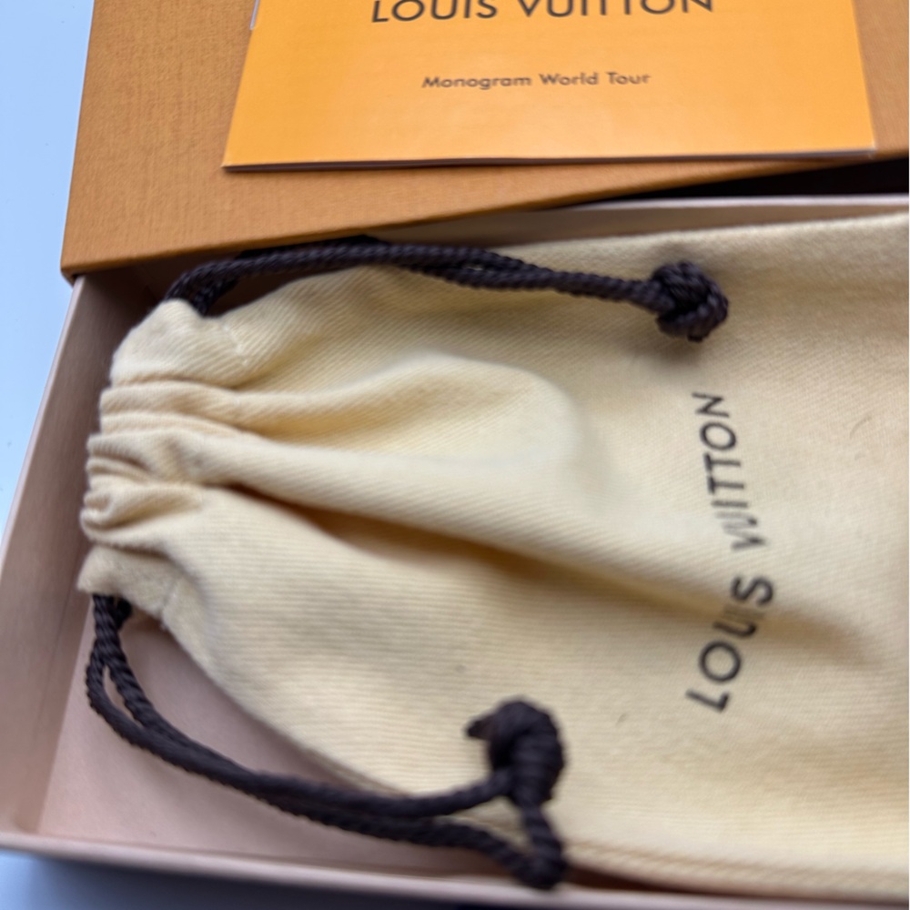 Louis Vuitton Money Clip - Picture 2 of 6